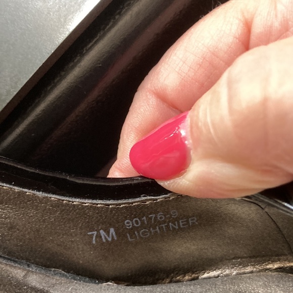 Naturalizer NEW Black Heel Shoes, Size 7M - Picture 6 of 6